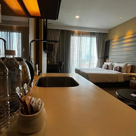 Ramada Suites by Wyndham Kuala Lumpur City Centre-2